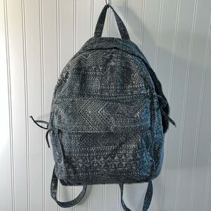 Deena & Ozzy Acid Washed Azteca Denim Blue Jean Distressed Backpack 90s Style